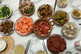 “饕餮大餐”的“饕餮”怎么读？图片