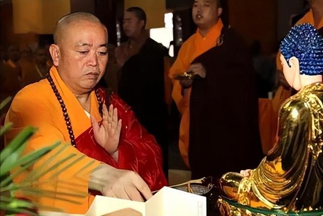 释永信倒台后，最大怨种现身！花5000万买的天价字画现200没人收