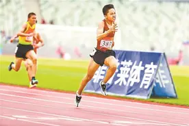 【深圳特区报】百米11秒63！成绩比肩同龄时期的苏炳添！12岁深圳学子省田径赛夺冠图片