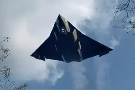 歼36采用DSI进气道所以速度达不到1.6马赫？最大飞行速度有多高？图片