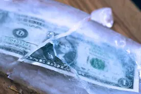 微信零钱被冻结，让人束手无策？别担心，为你提供一招解决方案！图片