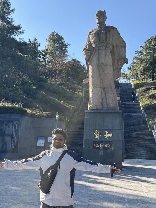 【外眼看云南】航海+中医+滑雪！孟加拉博主多元化的春城体验