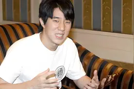 曝成龙儿子房祖名隐婚，女方是内地90后女歌手，两人台北有爱巢！图片