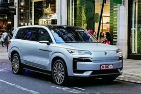 2025四大安全SUV实测榜单：守护家庭出行的理性之选！图片