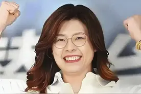 郑丽文排除罗智强、张亚中，对手非郝龙斌，而是其幕后的两个影子图片