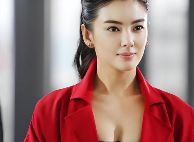 代孕只是冰山一角！张雨绮再迎2大噩耗，38岁事业惨遭滑铁卢