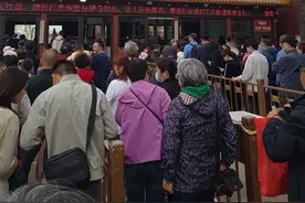 参观人民大会堂和故宫图片