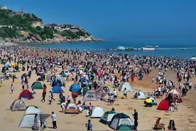 “五一”小长假 港城热力四射图片