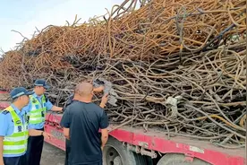 山西高速交警五支队：占道超车危险多 文明驾驶守规则图片