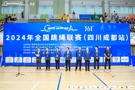 坚持跳绳一个月，每天10分钟，颜值竟能提升一大截…图片