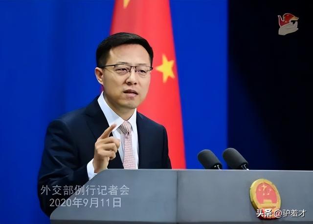 一场香港大火	，让大家看清38岁刘亦菲的“真面目”，赵立坚说对了