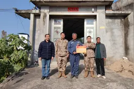 光荣！“四有”优秀士兵，喜报到家图片