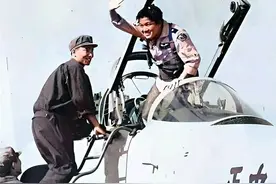 1981年台湾黄植诚投诚大陆，不仅名利双收，更是抱得美人归图片