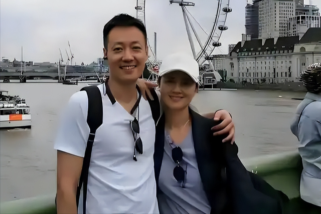 离春节不到2月，52岁辛柏青高调传出喜讯	，朱媛媛终于可以放心了