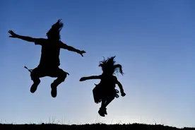 女人的荷尔蒙旺盛，这三个特点不要太明显了！要把握住了图片