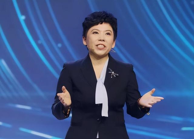 败国家20亿，向洋人下跪，改儿子国籍？"乒坛传奇"邓亚萍实力破谣