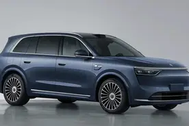 最便宜的华为智驾 + 大六座，这次轮到理想慌了！图片