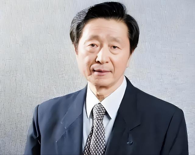 86岁宋世雄现状：定居北京老到认不出，托举儿女成才却都不在身边