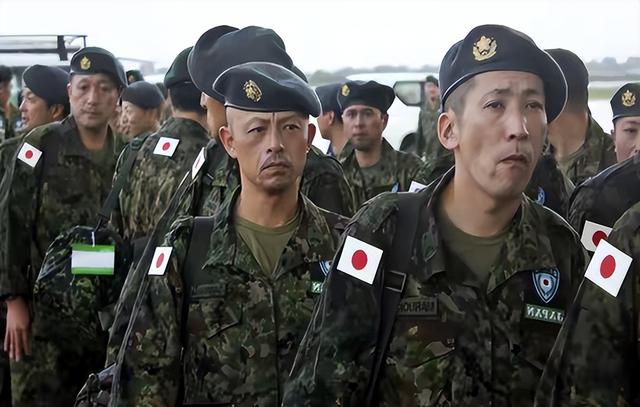 “大佐	”要回来了？日本居然要恢复二战军衔制	，这是想翻天？