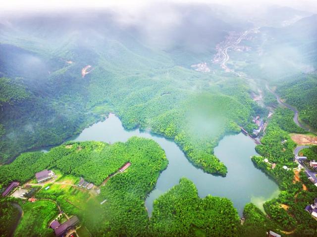 浙江人私藏的 “天然冰箱”!解锁这些小众溯溪地→