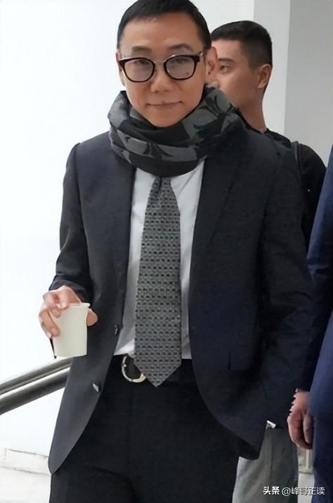 偷鸡不成蚀把米，本想“毁掉”张柏芝，不料自己先被扒了个底朝天