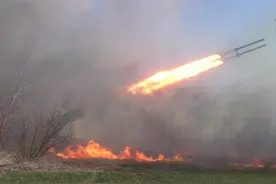 报复来得太突然，美军机被导弹击落，胡塞武装出手教训美国图片