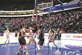 CBA全明星周末今晚在厦巅峰对决图片