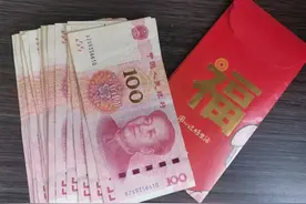 50多岁了，过生日还收到妈妈亲自送来的大红包，让我百感交集！图片