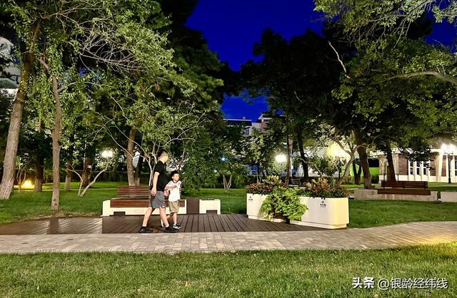专题｜夜幕下的长春新民大街历史文化街区