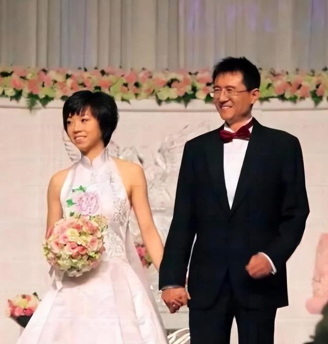 结婚16年，张怡宁与富豪丈夫，终究逃不过"老夫少妻"的残酷现实