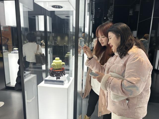 全国·新疆旅行商大会考察团打卡和田旅游景点