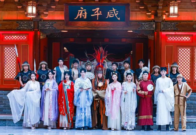 解锁长白山十大冰雪玩法，赴一场与杭州的冬日千里之约