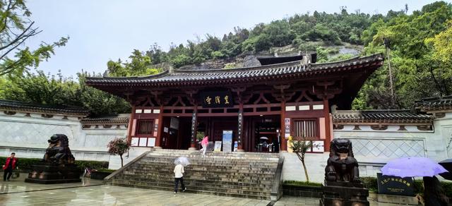 蜀道记行‖从山上的皇泽寺到江边的千佛崖