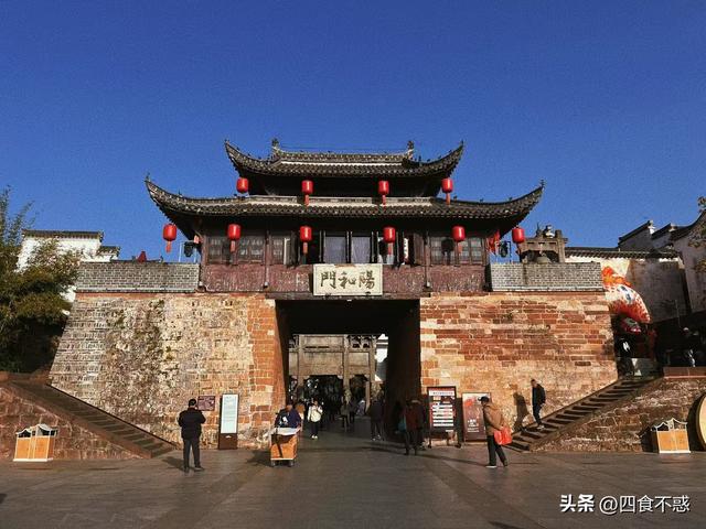 黄山之下，去村子里寻地道徽味