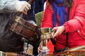 都是酱油，为啥要分生抽和老抽？“抽”指的又是什么意思？差别挺大，看完涨知识了图片