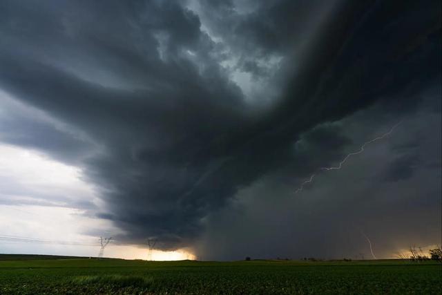 云朵竟是气候杀手？看似软萌无害，聚集起来能催生致命暴雨洪水？