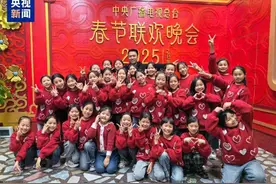 大凉山38名“妞妞”亮相春晚：歌声翻越山顶，我们要去看外面的世界图片