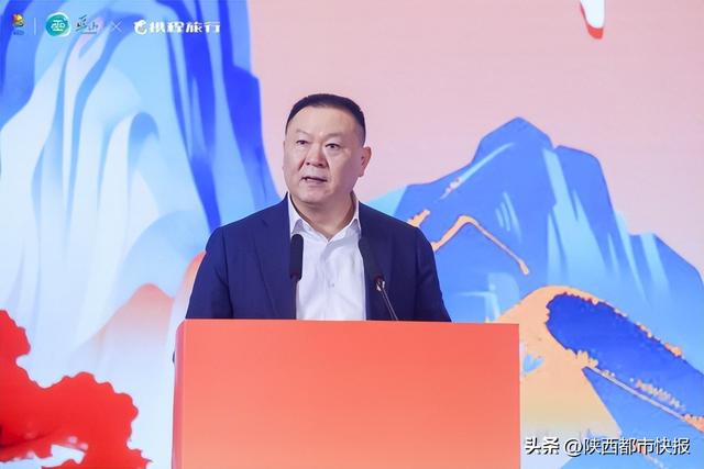 又到巫山红叶时：以叶为媒，巫山在渝向世界发出赏秋盛邀