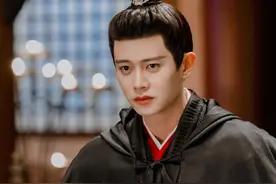 爱江山更爱美人，“英年早婚”的5位男星，不给其她女生任何机会图片