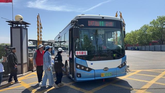 云端之上的“爬山专线”——太原观光1路，一条写满“最”字的景交传奇
