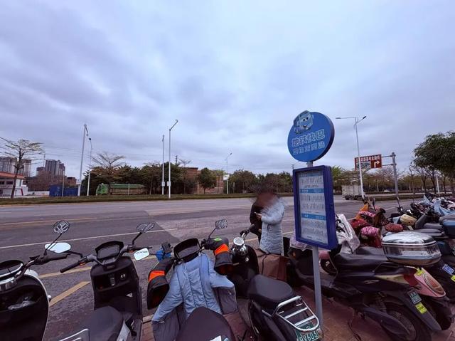 27条1元地铁快线，集体「围剿」南宁电驴！？