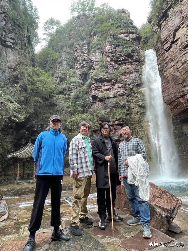 “自然观”名家采风与北京方阵艺术太行山写生基地挂牌