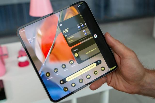 Pixel 10 正式亮相：Google 自己爆料，再也不靠偷拍了！