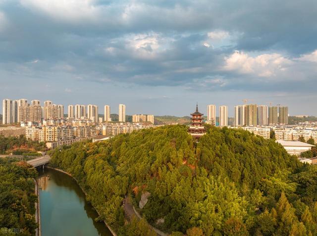 2026清明反人流指南：放弃前10大热门城市，教你找回失踪的假期