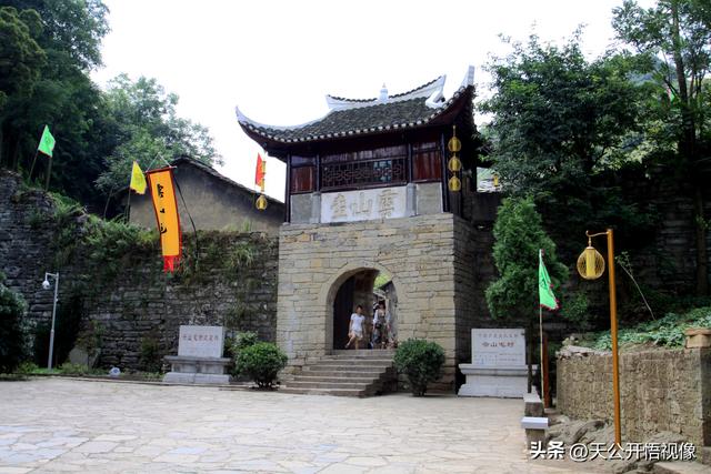 安顺旅游选哪个屯堡打卡指南，按这个思路选绝对不踩雷