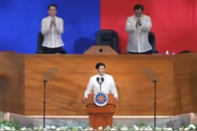 中菲达成协议不到24小时，马科斯政府又不认账了，还反咬中国一口图片