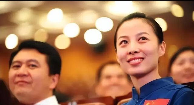 牺牲太大了！中国首个出舱女宇航员谈太空之旅：落地后路都走不了