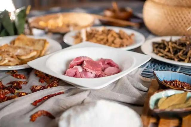 跟着赛事去旅行｜石台秋味记忆，把山野鲜味吃进肚子里