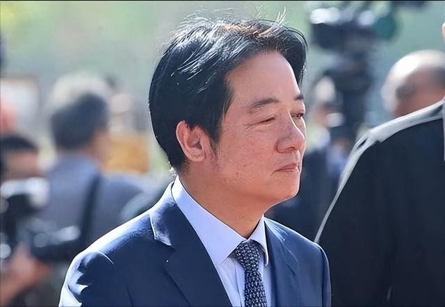 不排除直接斩首赖清德？解放军四字定调台湾，让台独冷汗直流