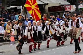 保加利亚：深思熟虑后的误判、欧盟里的经济后卫、严重的路径依赖图片